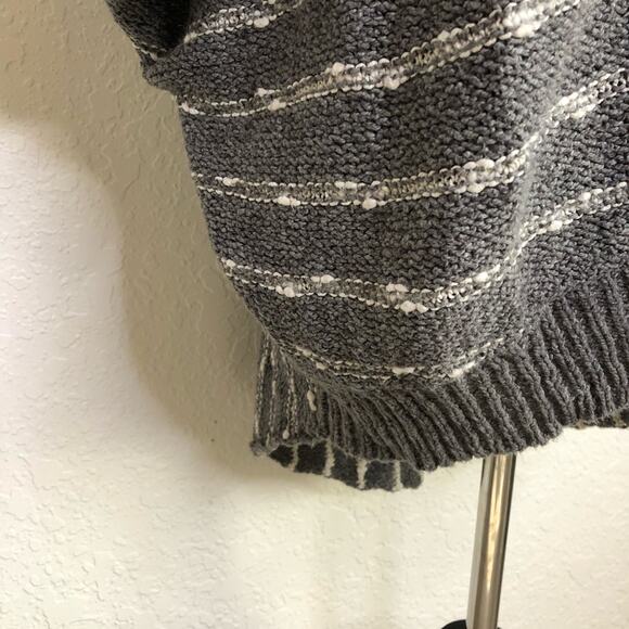 Free People gray white striped knit dolman sleeve snap front cardigan size Small - Picture 5 of 15